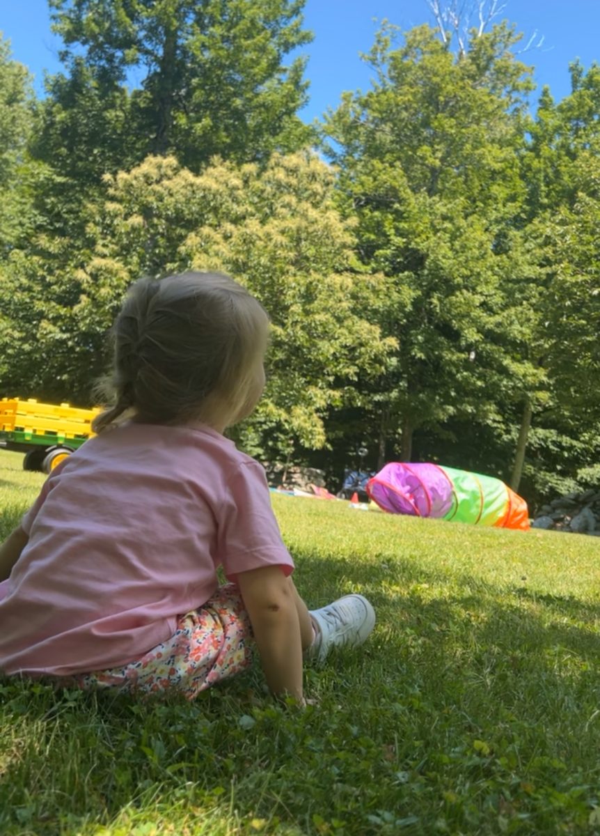What's more fun than playing around with family in the lovely warm weather? 