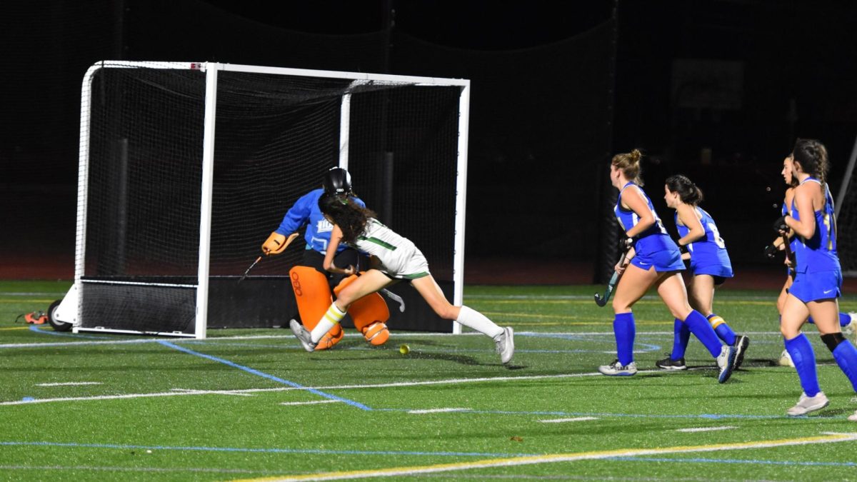 Kat Quill dribbles through the defense to score the only goal in the win.