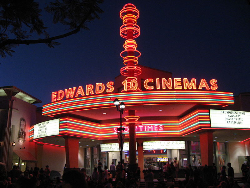 Movies are failing and so are movie theaters as well (Wikimedia Commons)